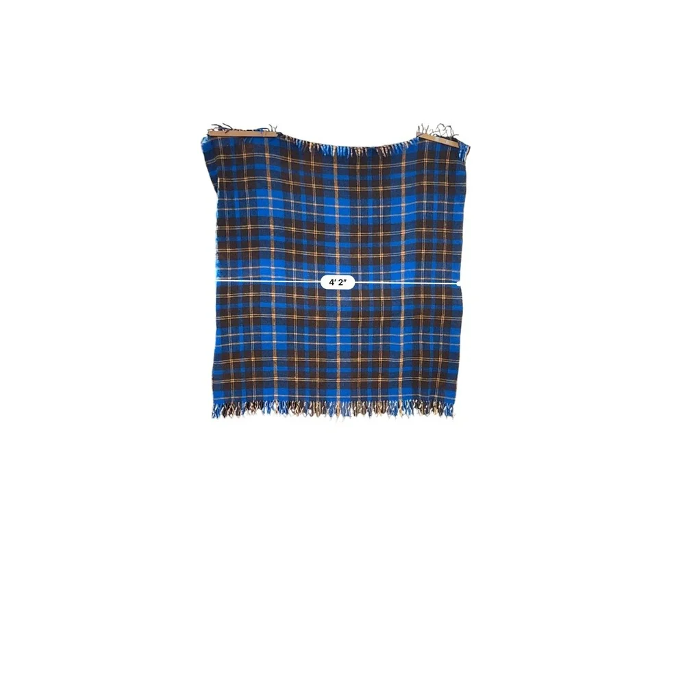 Pair VTG Wool Irish Tartan‎ Plaid Throw Camp Blankets Blue Fringe Cabin Boy Bunk